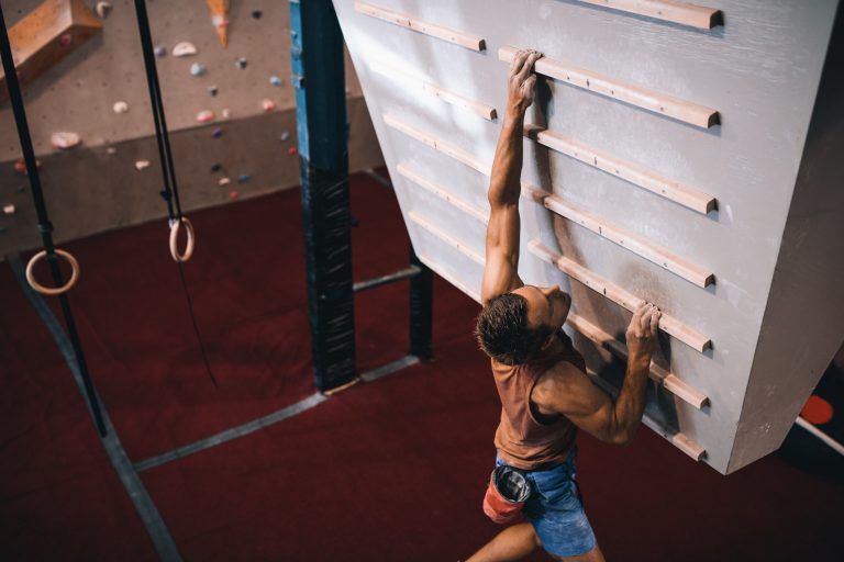 Everything You Need to Know About Rock Climbing Method Climbing